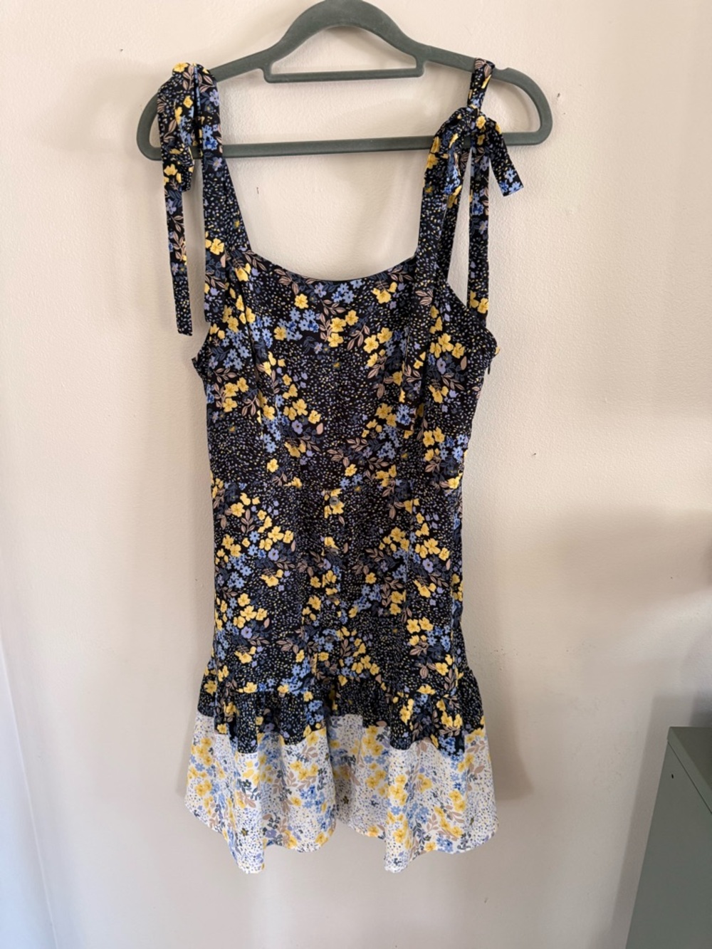 Floral Tie-Shoulder Mini Dress in Navy and Yellow